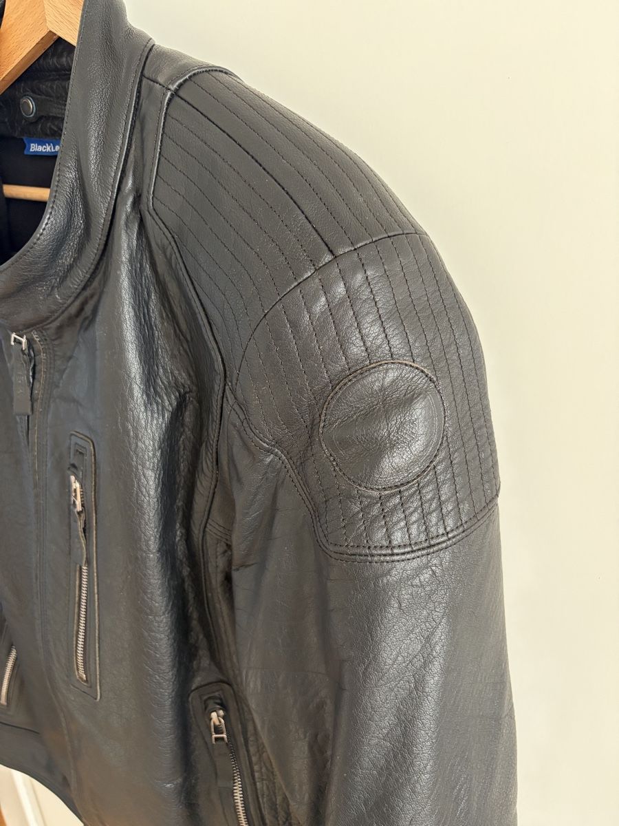 BMW Jacken: BMW Black Leather Motorradjacke 56 – Gebraucht aus Greifensee von daniel1982 4