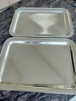 Lot de 2 grands plateaux en métal argenté