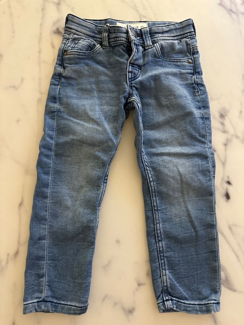 C&A Pantaloni: C&A Skinny Jeans Junge Grösse 98 – Usato da Wangen b. Olten venduto da na_wal