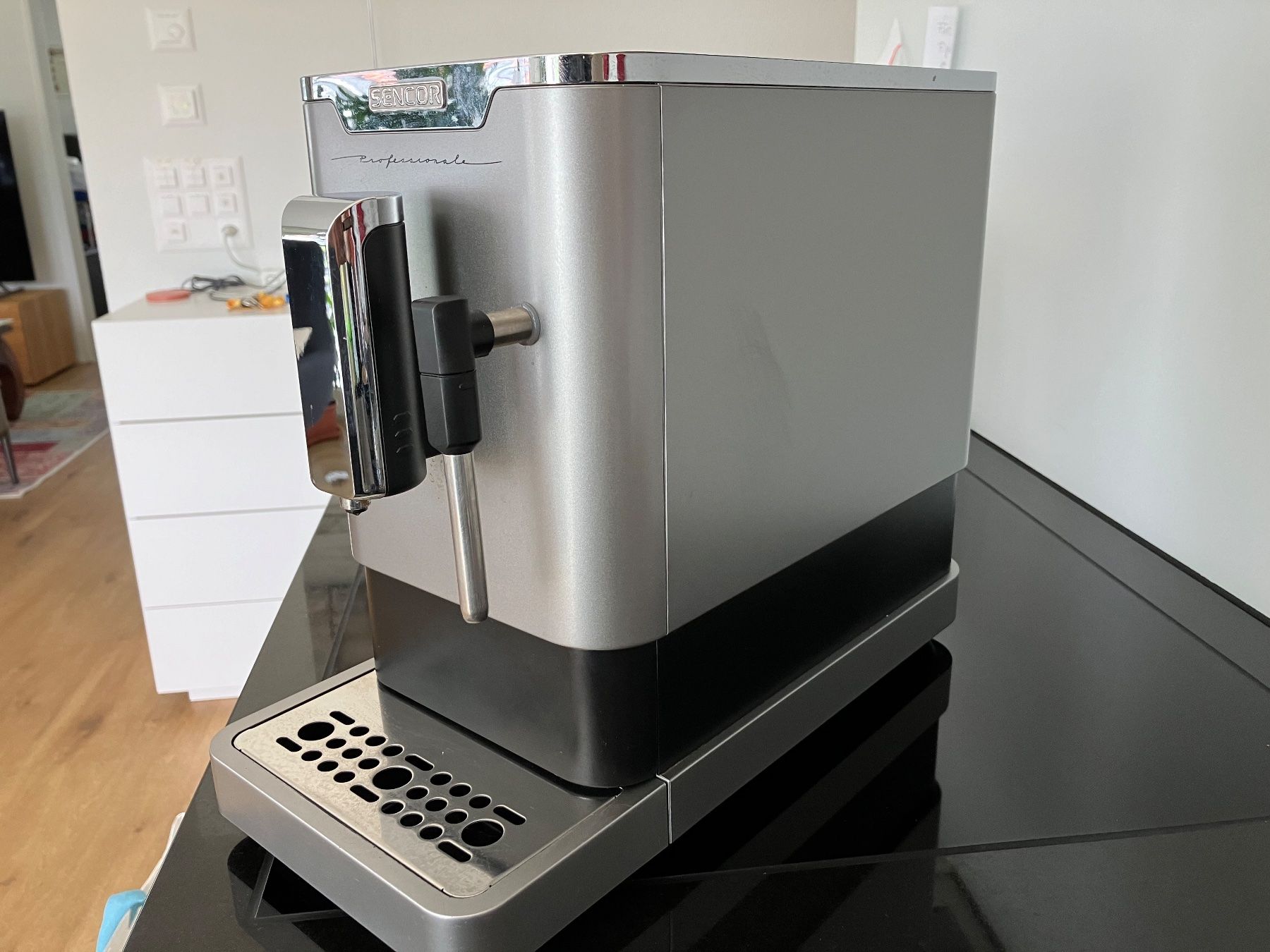 Macchine per caffè & Macchine per espresso: SENCOR  Kaffeemaschine / Automatic Espresso Machine – Usato da Forch venduto da Emn13 1