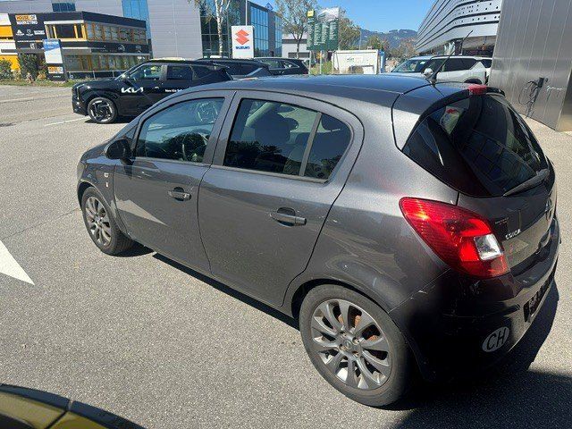 Opel Automobili: Opel Corsa Edition 111  1.4 – Usato da Oberriet SG venduto da jeepv8 1