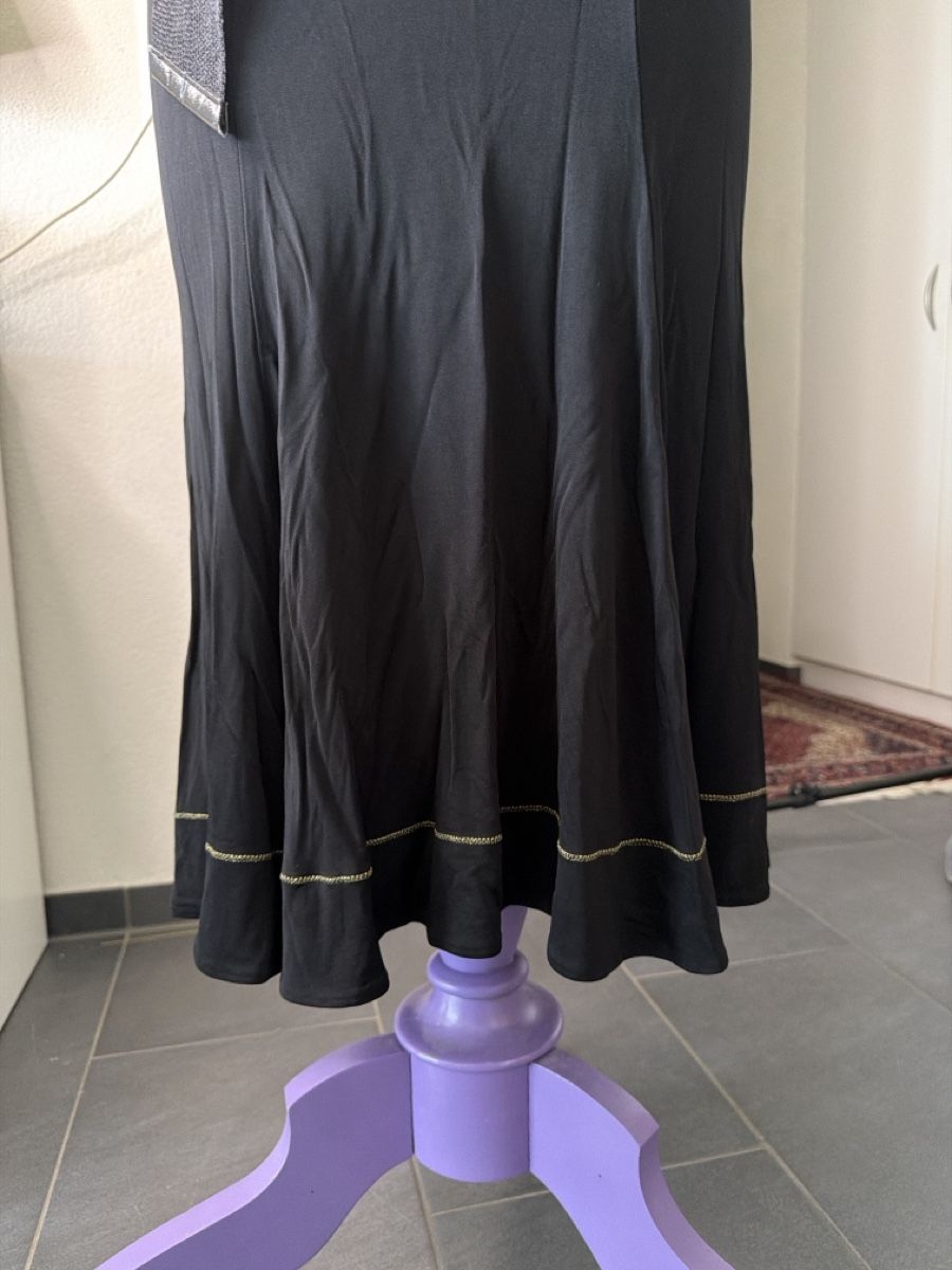 Vestiti: Just Cavali Chic Black Summer Dress – Usato da Bouveret venduto da dou_g8q7 4
