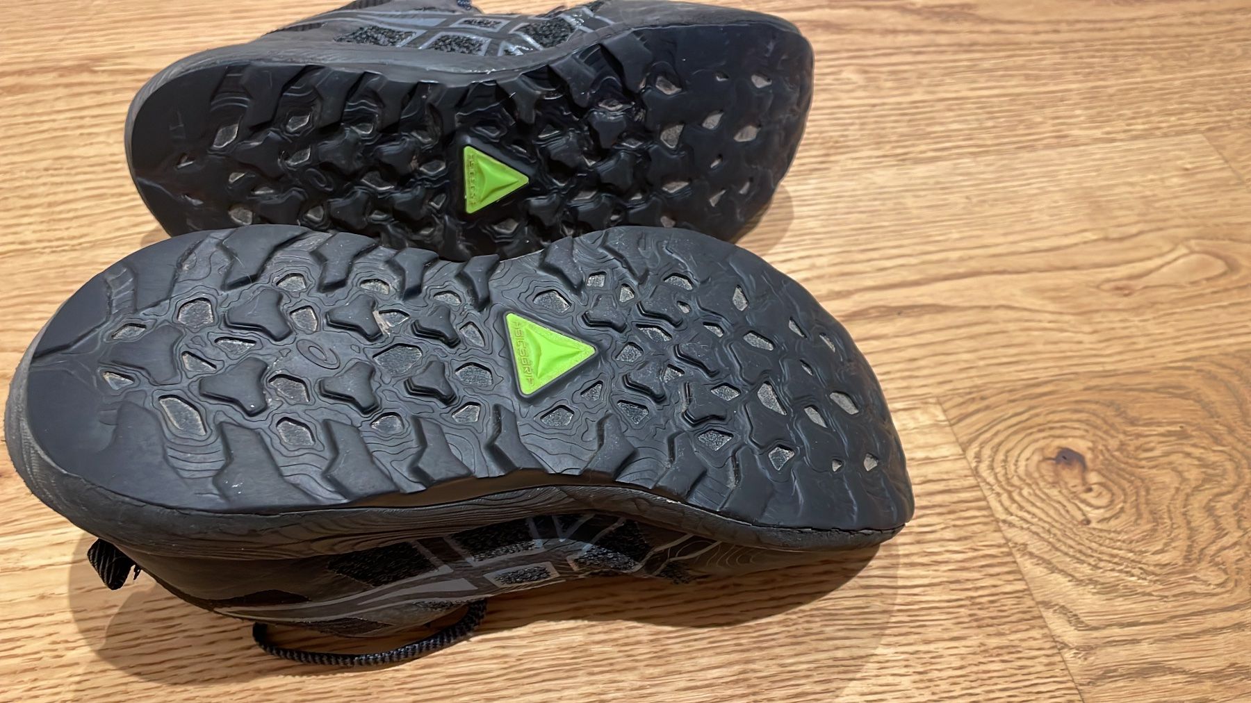 Asics Chaussures garçon: ASICS waterproof shoes for kids – D'occasion à Zürich par yan_h6r5 3