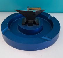 Aschenbecher mit Amboss und Hammer, Werbung blau HAMEL 1.6 K
