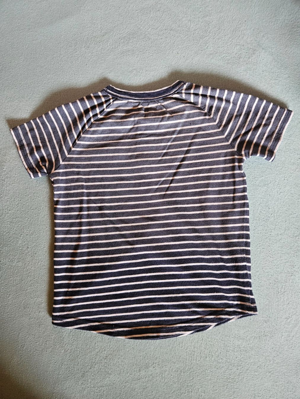 Hemden, T-Shirts & Polos: T-Shirt Gr. 104 – Gebraucht aus Worb von jun_fj8w 1