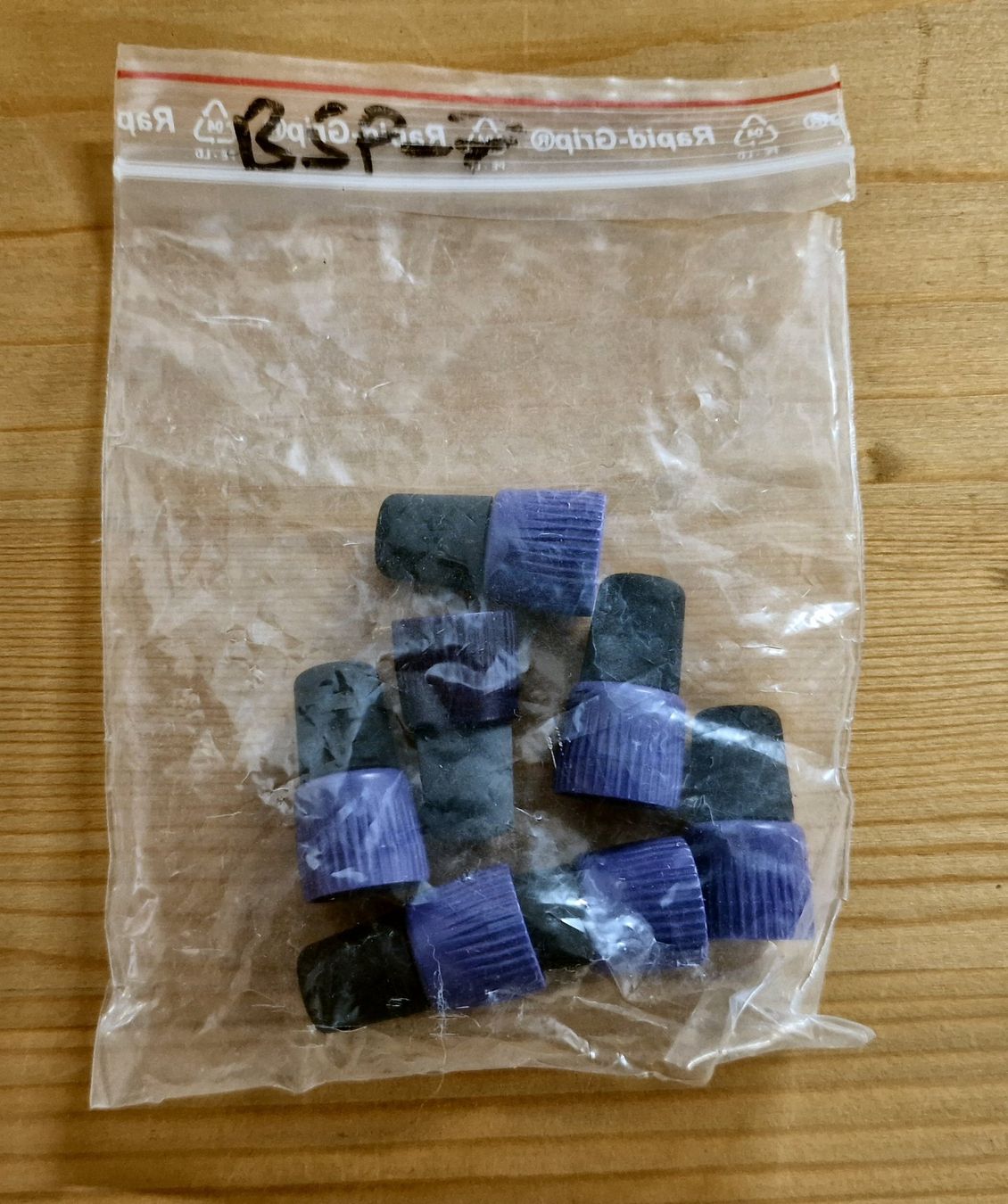 Neutrik Kabel: Neutrik Guitar Cable Jack Sleeves - 152pcs – Neu und originalverpackt aus Zofingen von Rodeln 7