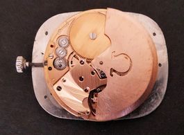 OMEGA Kaliber 1002 + Zifferblatt/Glas für Transverse Ellipse