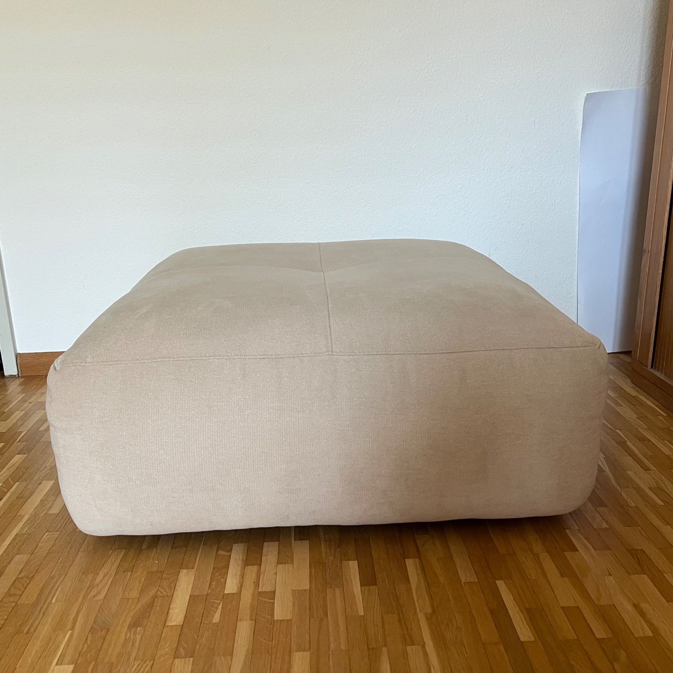 Tabourets: Beiger Ottoman – D'occasion à Binningen par noa_9wfx 1