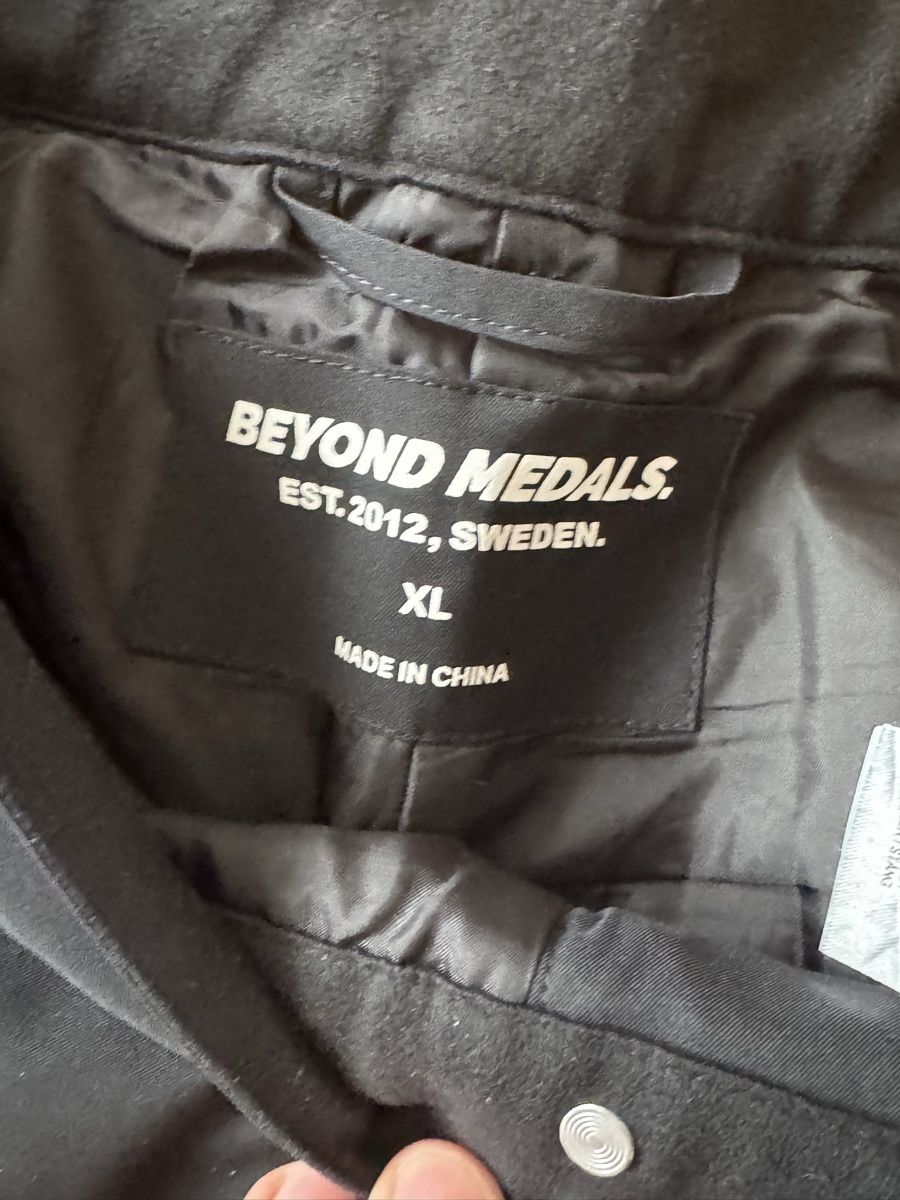 Pantaloni: Beyond Medals Snowboard Hose XL – Usato da Zürich venduto da dominic_z 2