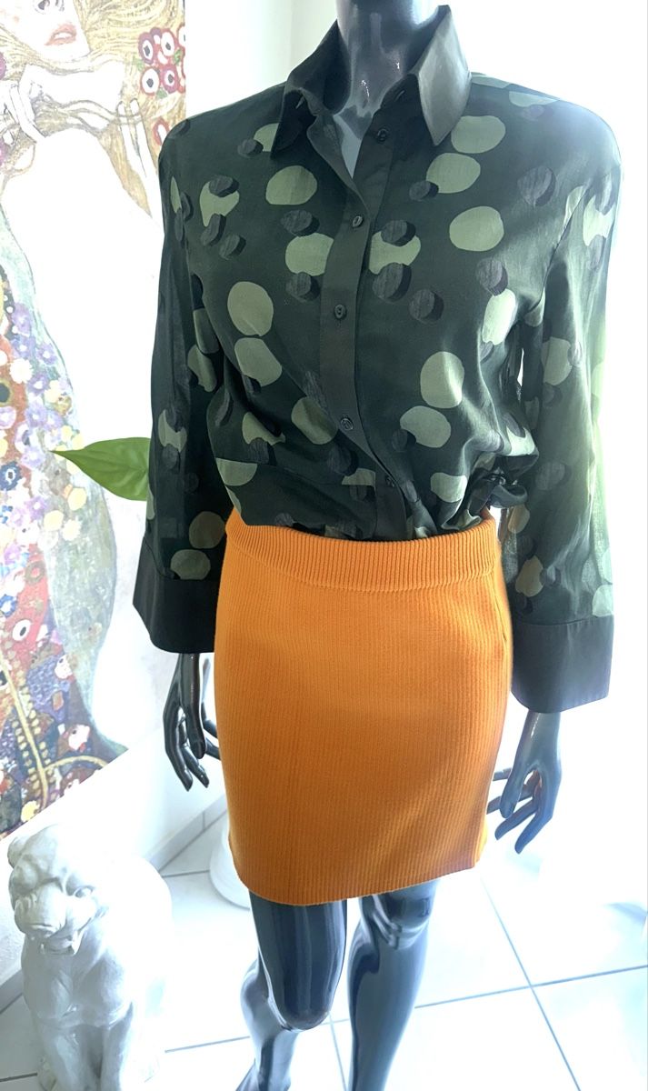 Max Mara Camicette: MAX MARA BLUSE GR. 38 neuwertig – Nuovo (secondo la descrizione) da Unteraegeri venduto da MH203 2