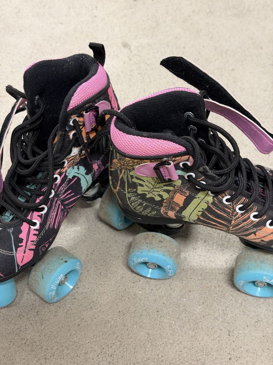 Inline-Skating & Rollschuhe: Quad Skates SFR Vision bunt Grösse 33 – Gebraucht aus Zürich von DaKi73 1