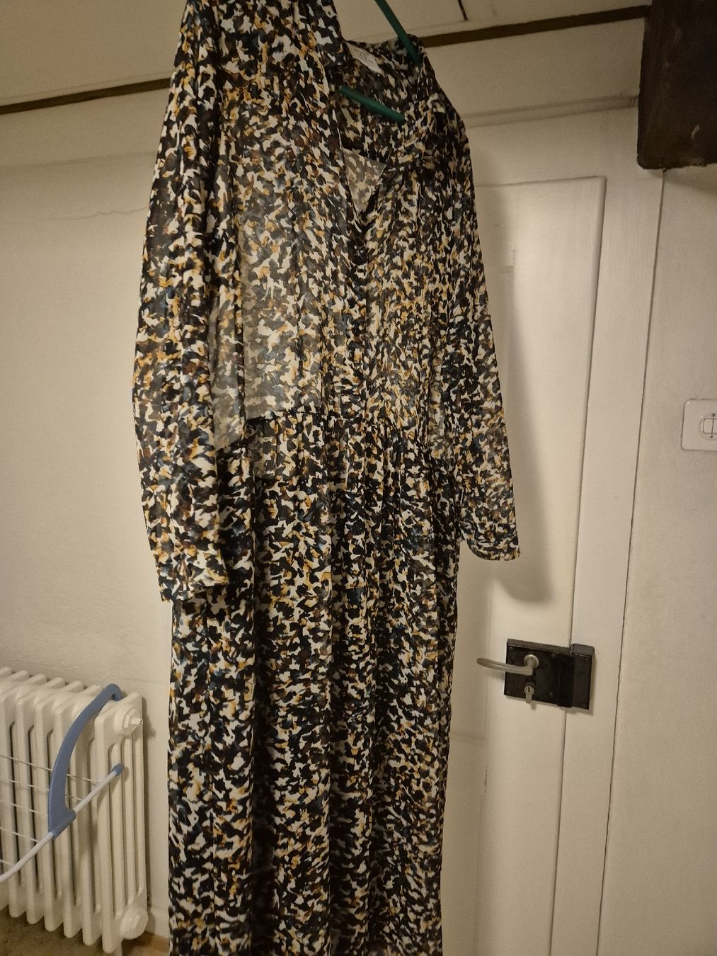 Vestiti: Veramont Maxikleid Gr. 40 , Look mit Taschen! – Nuovo (secondo la descrizione) da Herrliberg venduto da SELENONAUTKA