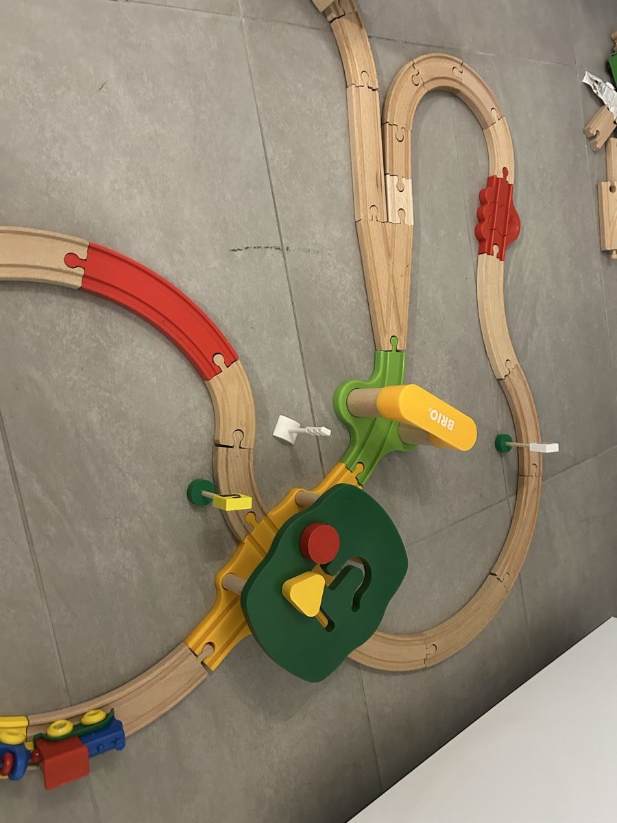 Jouets: Holzeisenbahn Set guter Zustand – D'occasion à Ettingen par ste_ctr6 2