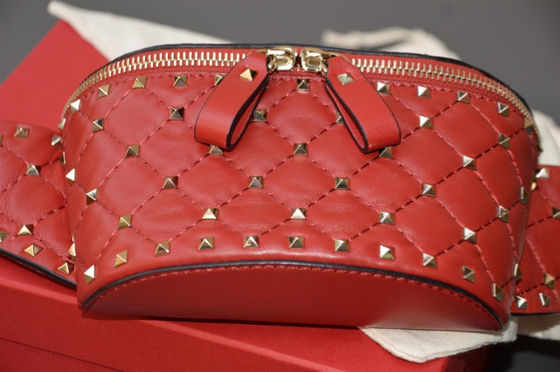 Valentino Taschen für Damen: Tasche / Sac Valentino Rockstud Banane – Gebraucht aus Collonges von Auganien 5