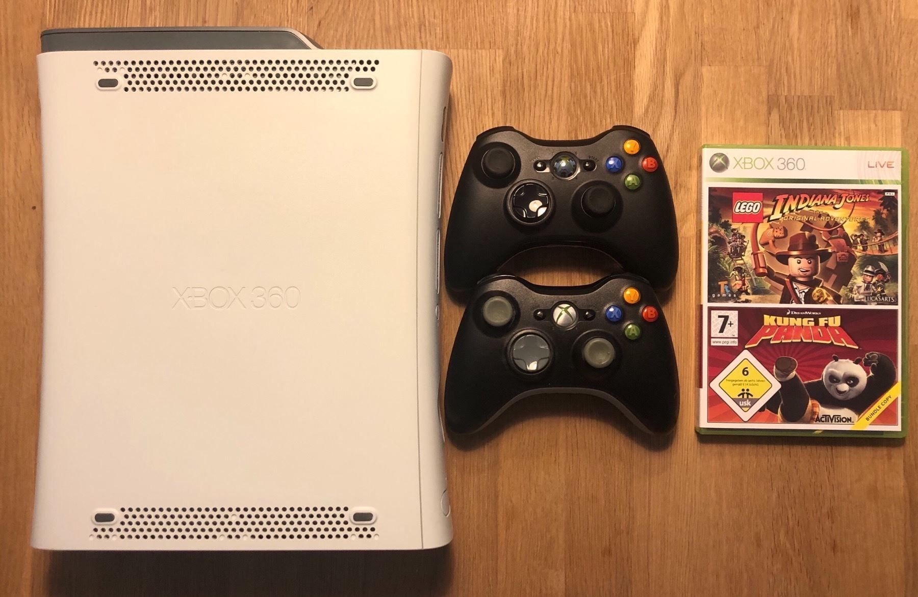 Microsoft Console: Xbox 360 Kung-Fu Panda Lego Bundle – Usato da Kestenholz venduto da Dickies09 1