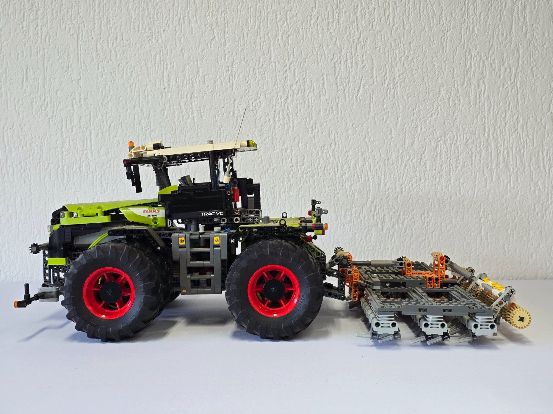 Lego Baukästen: Lego Technics, Claas Trac VC, 5000 Xerion, Staubig – Gebraucht aus Kloten von Nicola2 7