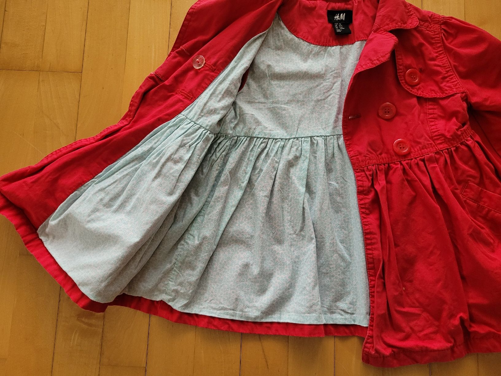 H&M Giacche & Cappotti: Jacke Mädchen Gr.110 – Usato da St. Margrethen SG venduto da SamusAran 2