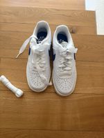 Neue Nike Sneaker 36
