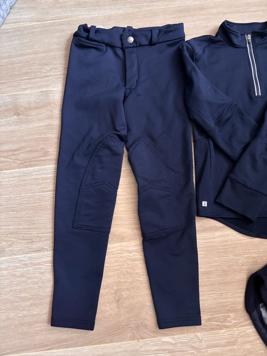 Decathlon Ensembles coordonnés: Reithose, Pullover, Steppjacke FOUGANZA Grösse 131/140 – D'occasion à Weisslingen par Yuna123 1