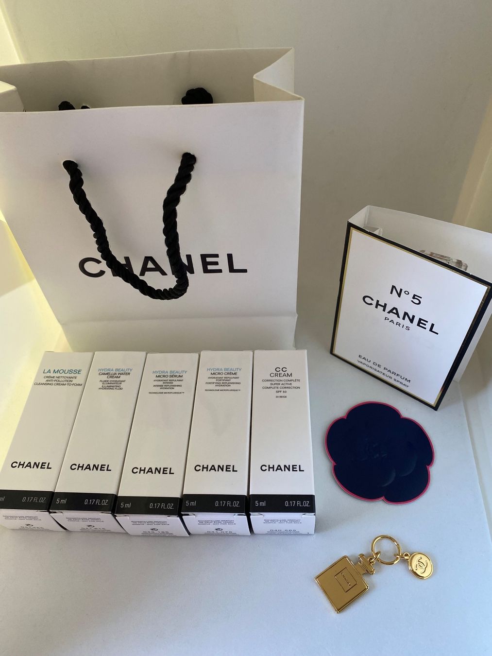 Chanel Profumi & Eau de Toilette: Set miniatures Chanel – Nuovo e nell'imballaggio originale da Bouveret venduto da wes_7zll