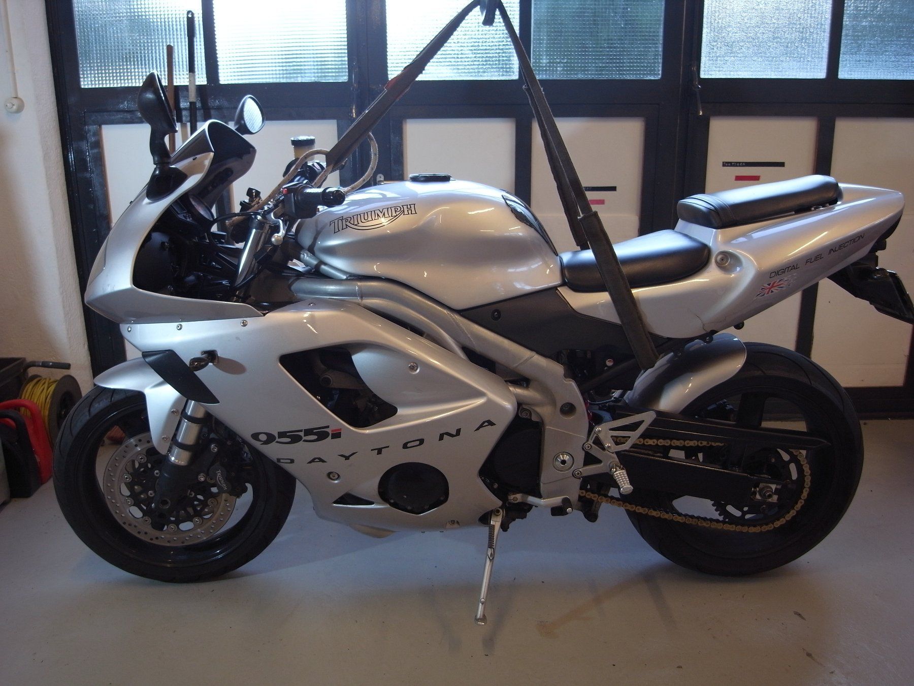 Triumph Strada: Triumph Daytona 955i – Usato da Luterbach venduto da etap26 6