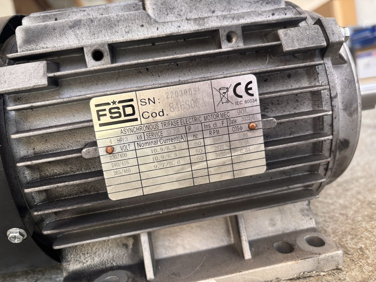 Motoren: motor defekt – Gebraucht aus Gurzelen von jul_5txj