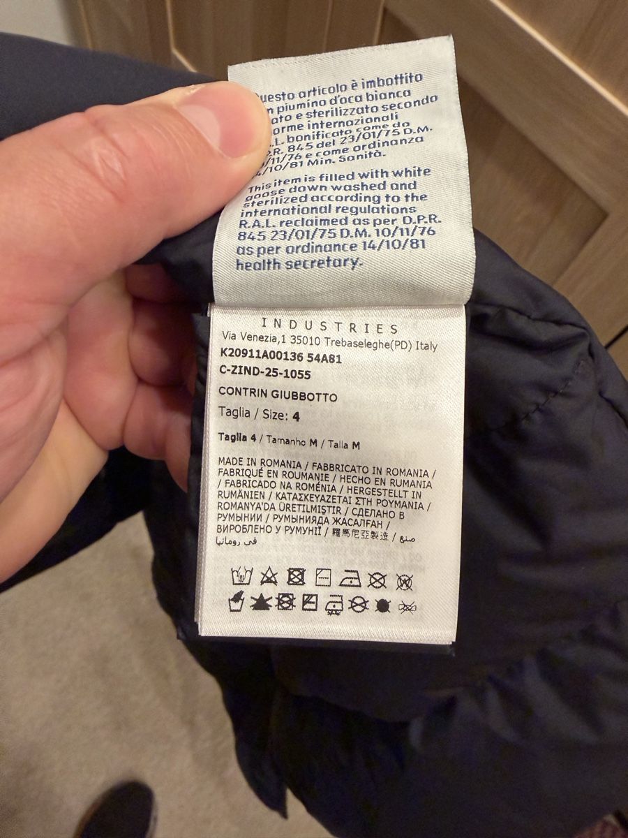 Moncler Maglioni & Felpe: Moncler Weste Grösse 4 – Nuovo e nell'imballaggio originale da Ebikon venduto da bee_66f9 6