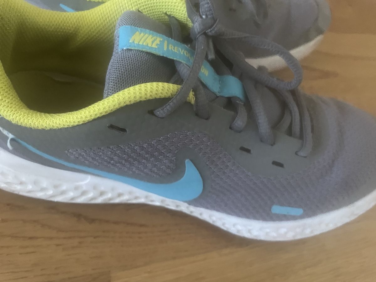 Nike Scarpe per ragazzi: Nike Revolution 5 Laufschuhe, Gr. 39 – Usato da Baar venduto da Vili7 1