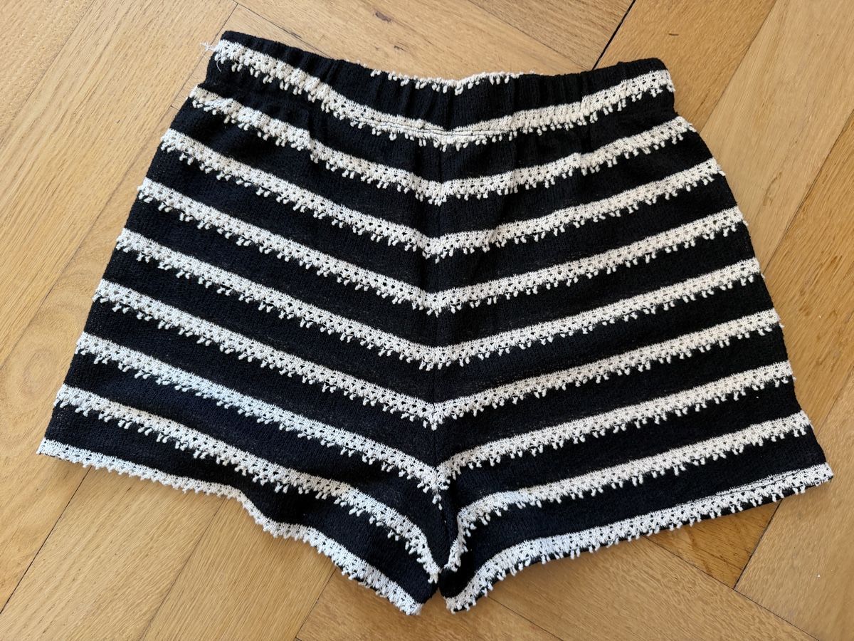 H&M Pantalons: Leichte Strickshorts H&M – D'occasion à Zürich par Nadgb1303 3