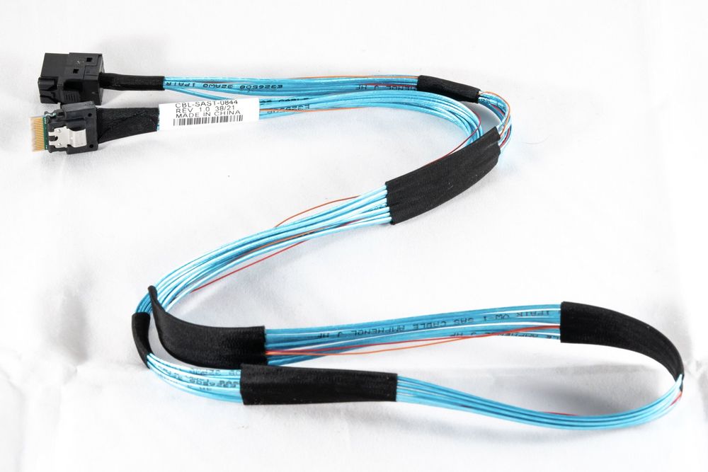 Supermicro CBLSAST0844 85CM SlimSAS > MiniSAS HD Kaufen auf