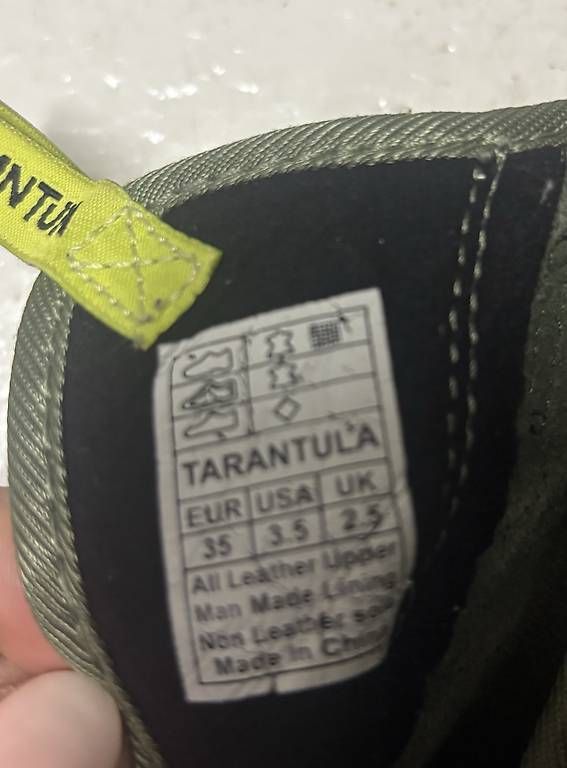 Schuhe für Jungen: Tarantula Kletterschuhe gr. 35 – Gebraucht aus seuzach von steffi125 1