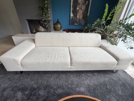 Sofa hellbeige Stoffbezug mit Metallfüssen gebrauchter Zusta