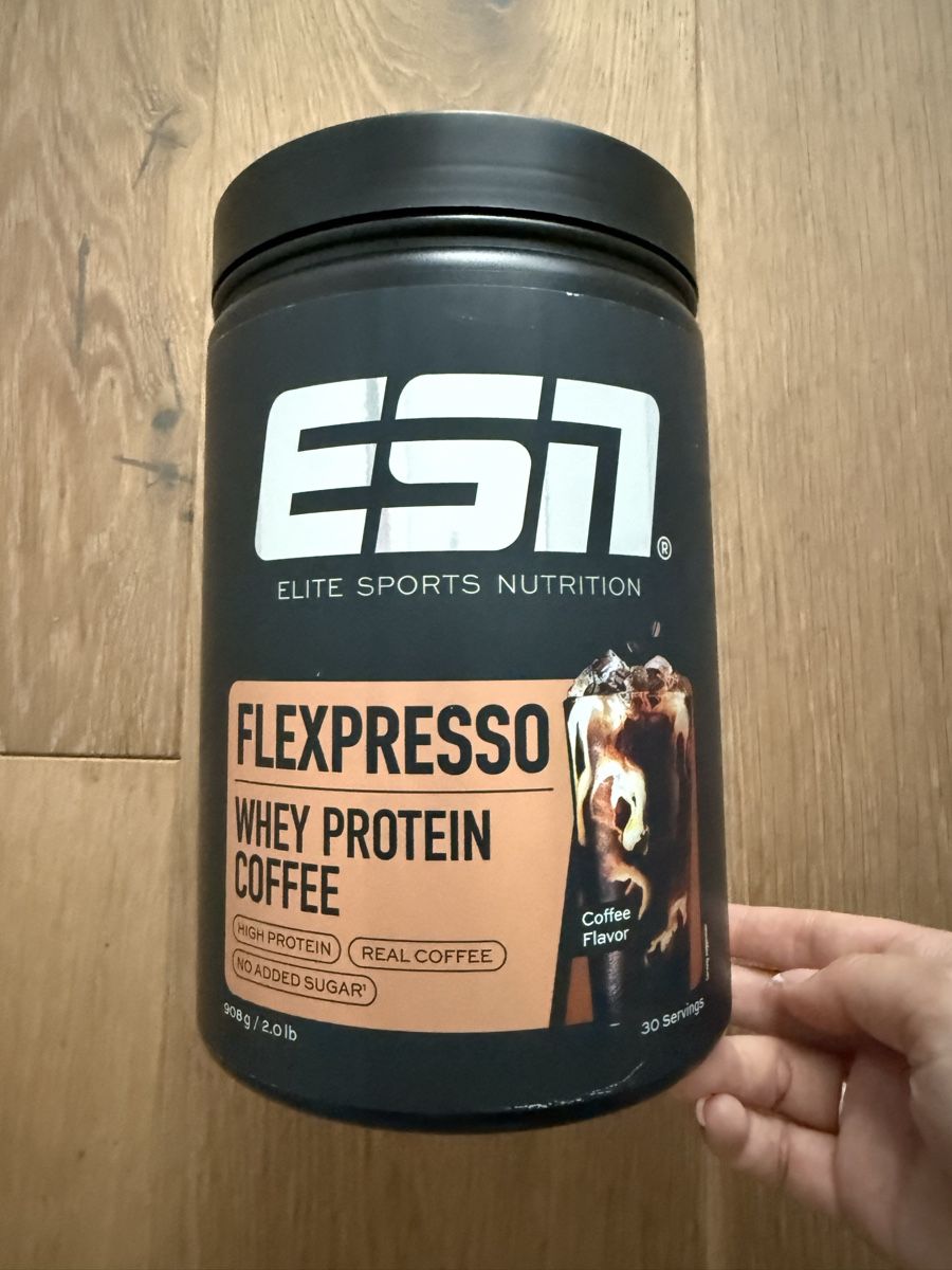 Esn Aliments & Spécialités: ESI Flexpresso Whey Protein Coffee Flavour 908g – D'occasion à Zofingen par micv97