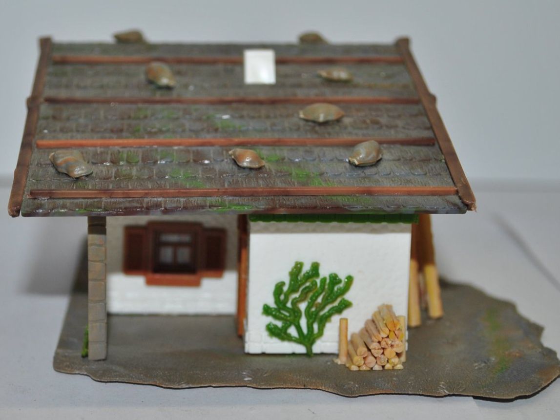 Faller Modelleisenbahnen: Faller Wohnhaus (FSZ040) – Gebraucht aus Aarwangen von Bahnsupport 1