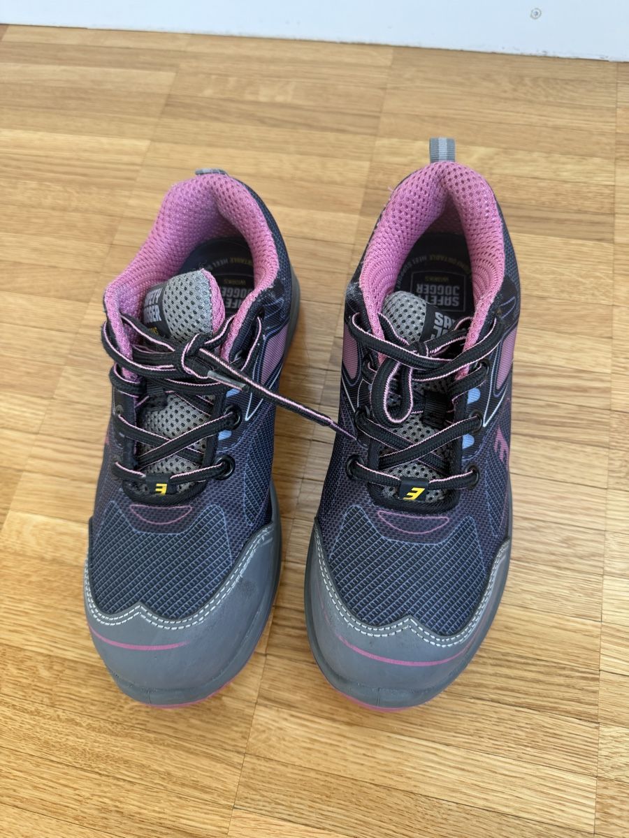 Scarpe da donna: Chaussures sécurités – Usato da Monthey venduto da sen_6ckr 1