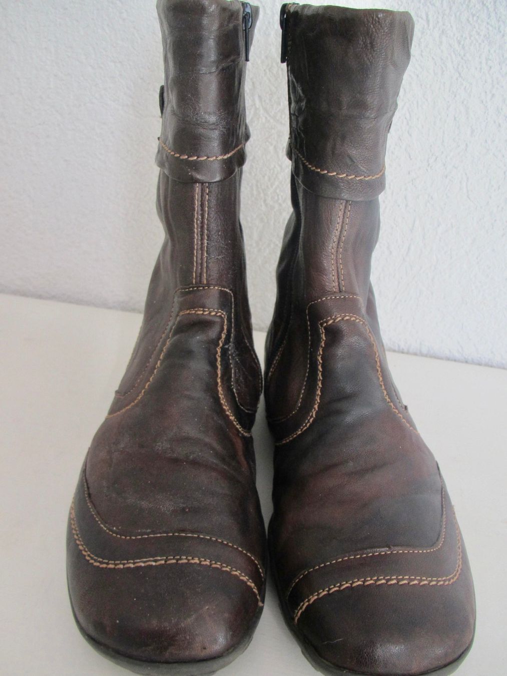 Chaussures femmes: BOTTINES REMONTE CUIR MARRON 41 – D'occasion à Murten par Selliot 2