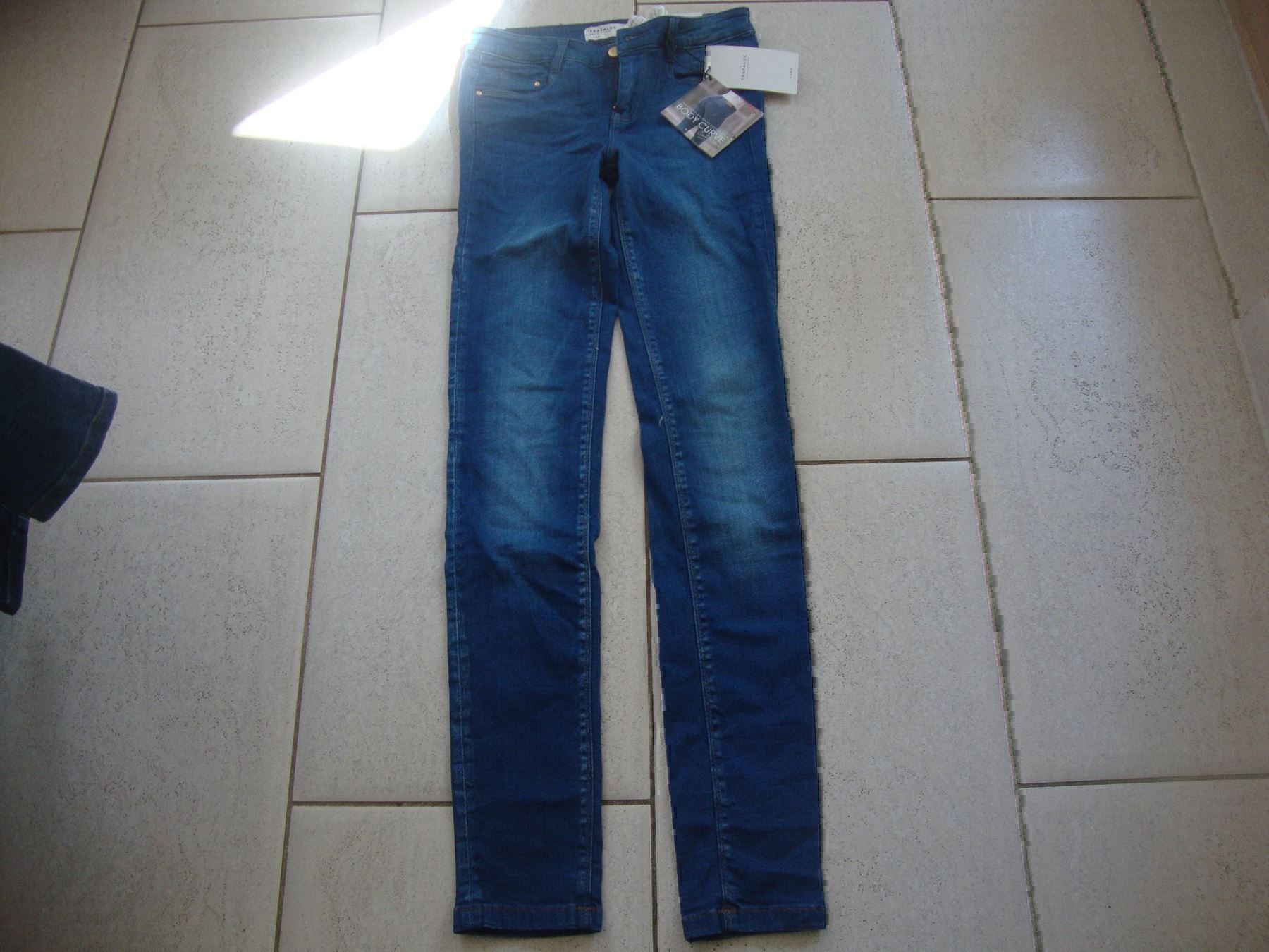 Zara Jeans: ZARA JEANS GR.34 NEU – Neu (gemäss Beschreibung) aus Rotkreuz von Samballi