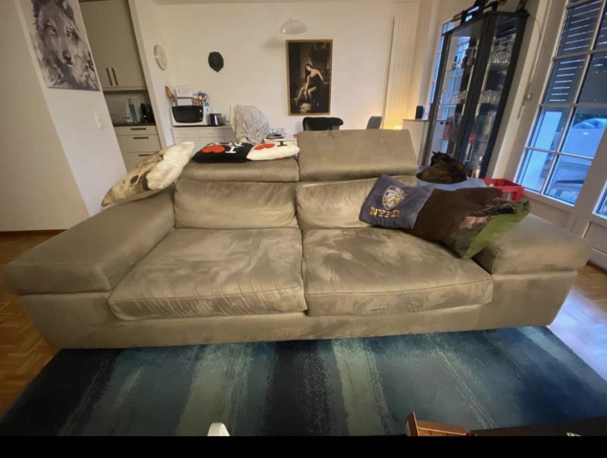 Sofas: Canapé 3 places Poltron & Sofa – D'occasion à Villars-ste-croix par napy