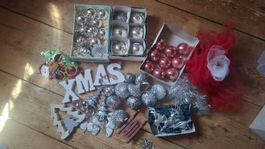 Weihnachtsdeko Vintage Kugeln. Rosa/Silber