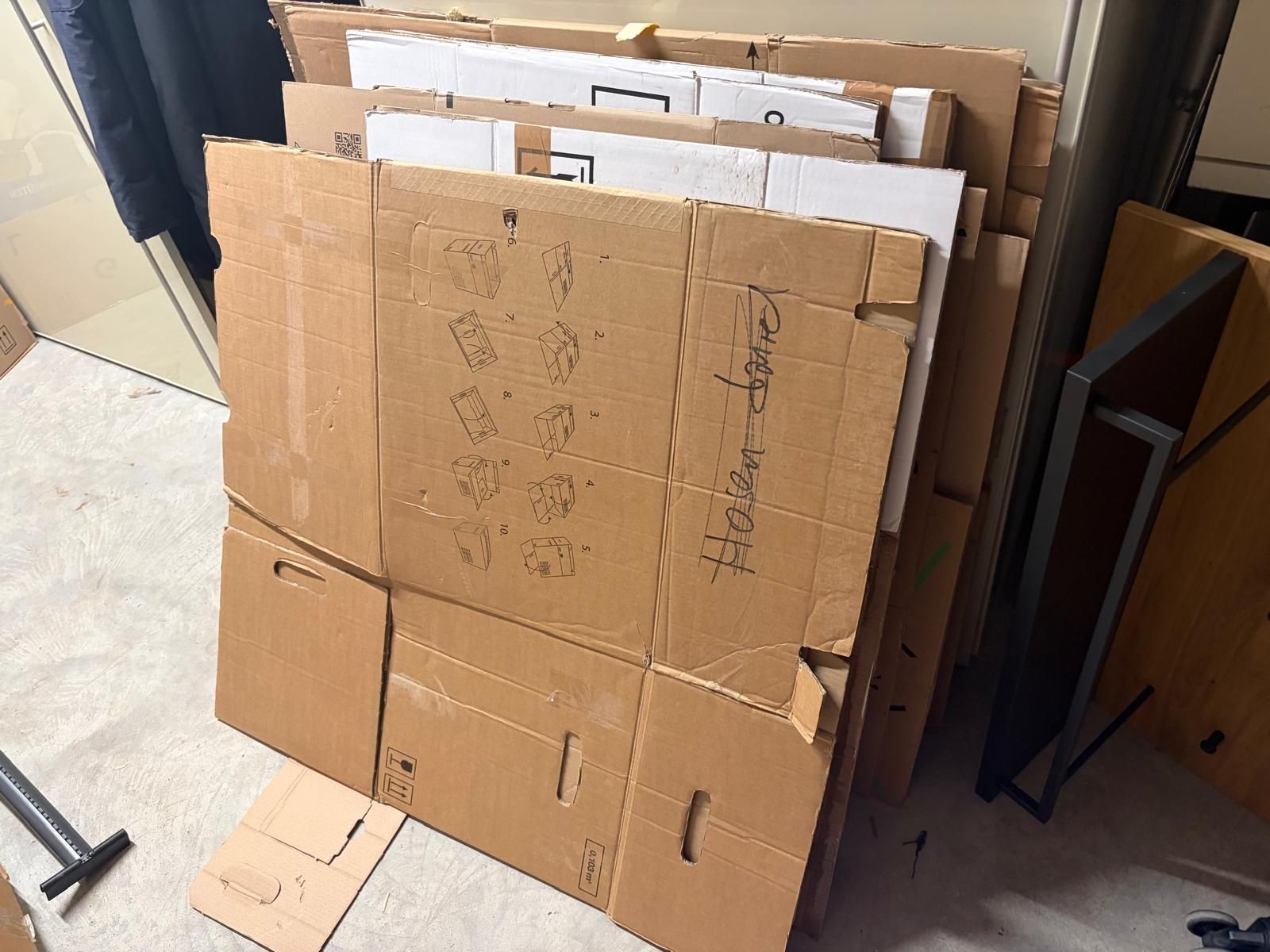 Cartons: 10 Umzugskarton gebraucht – D'occasion à Volketswil par Fleury123