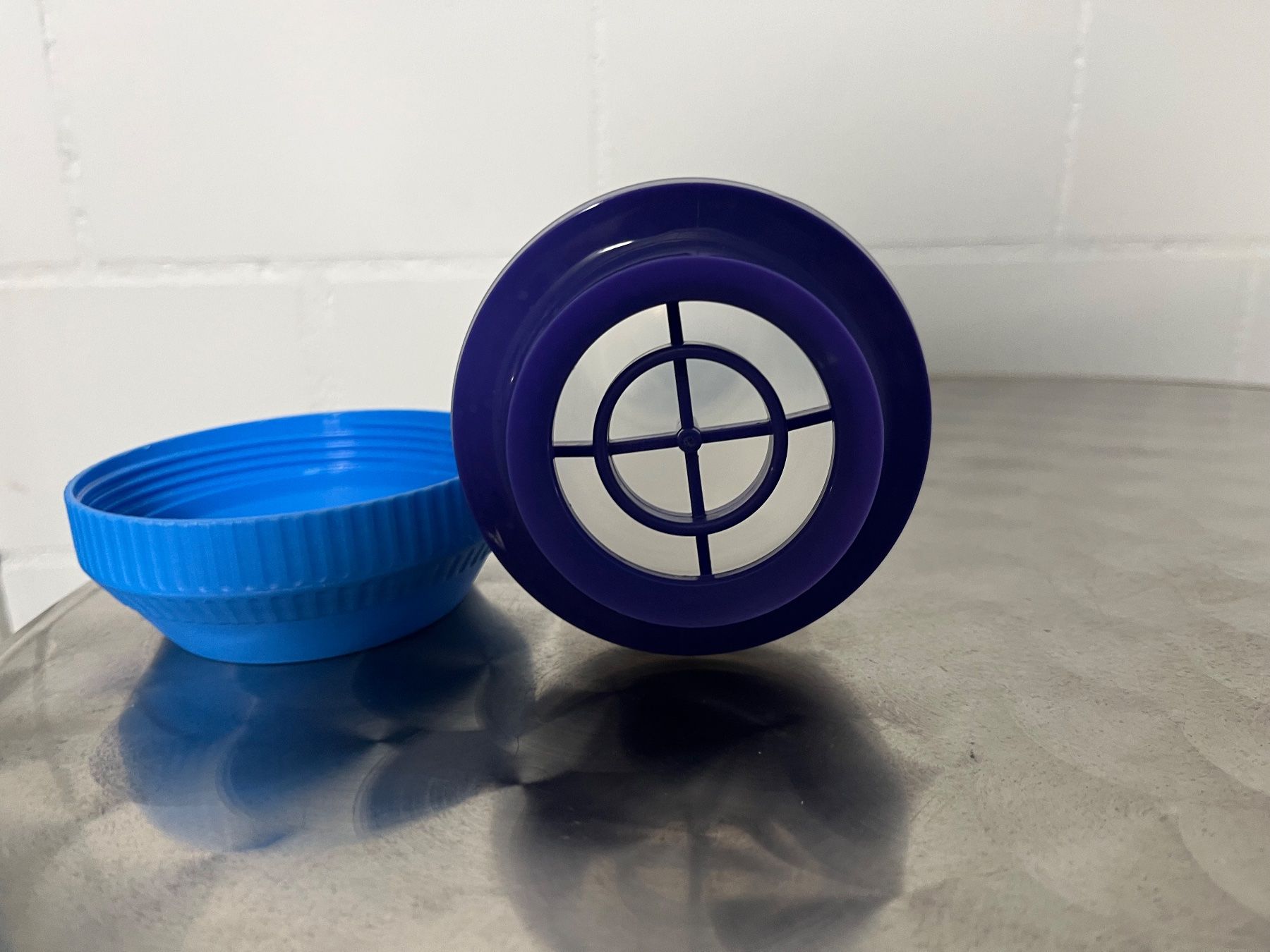 Tupperware Contenitori & Simili: Tupperware Mix-Max Shaker – Nuovo (secondo la descrizione) da Kollbrunn venduto da Giovanna1979 2