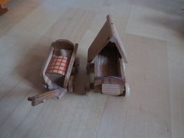 Puppenwagen aus Holz  winzig Antik