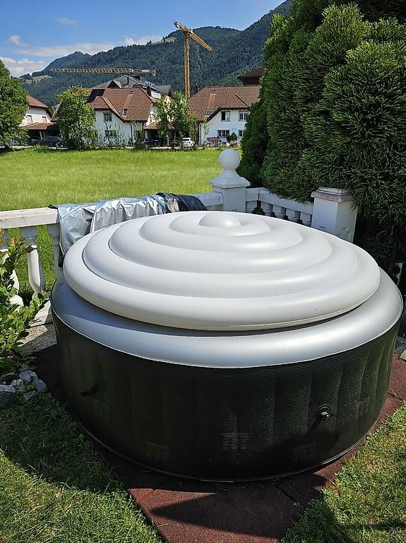 Intex Whirlpool: Whirlpool top gepflegt – Usato da Siebnen venduto da Kakalake0 1