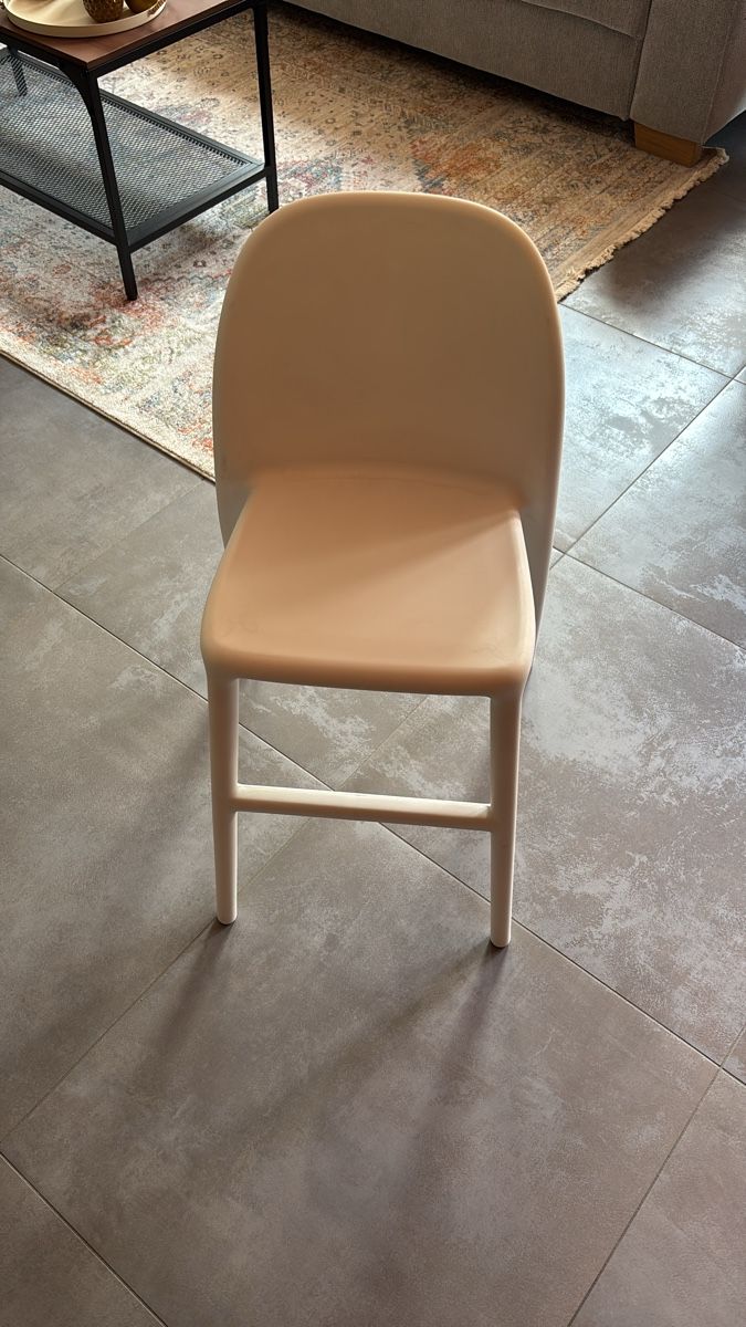Ikea Seggioloni: Chaise IKEA enfant  – Usato da Troistorrents venduto da Flocon2_neige 1