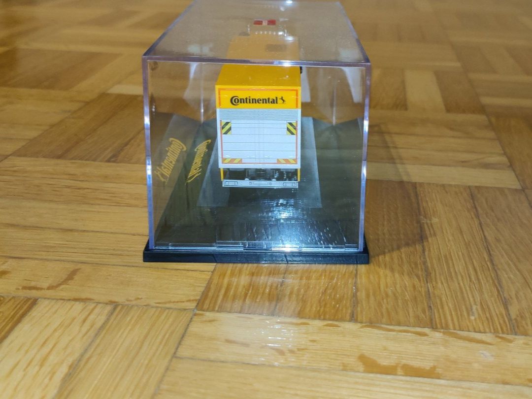 Herpa Modellini d'auto: herpa Volvo Continental – Usato da Winterthur venduto da SilWi 3