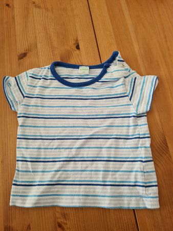 Blaues T-Shirt Gr. 62