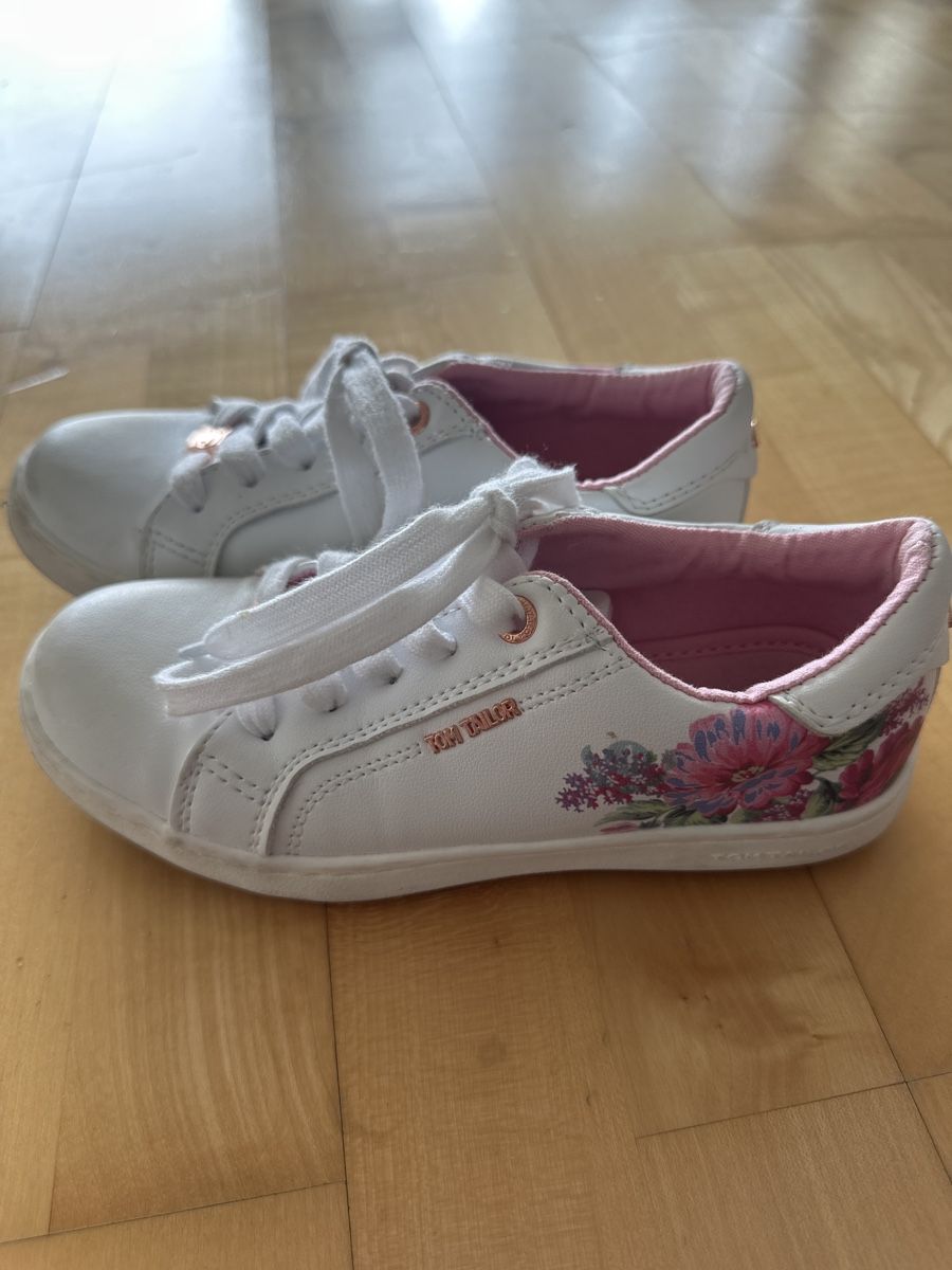 Tom Tailor Scarpe per ragazze: Tom Tailor Frühlingssneakers, Gr. 32 – Usato da Fällanden venduto da CorinaE