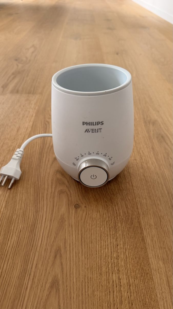 Avent Pasti del neonato: Philips Avent Flaschenwärmer – Usato da Gersau venduto da Segantini21 1
