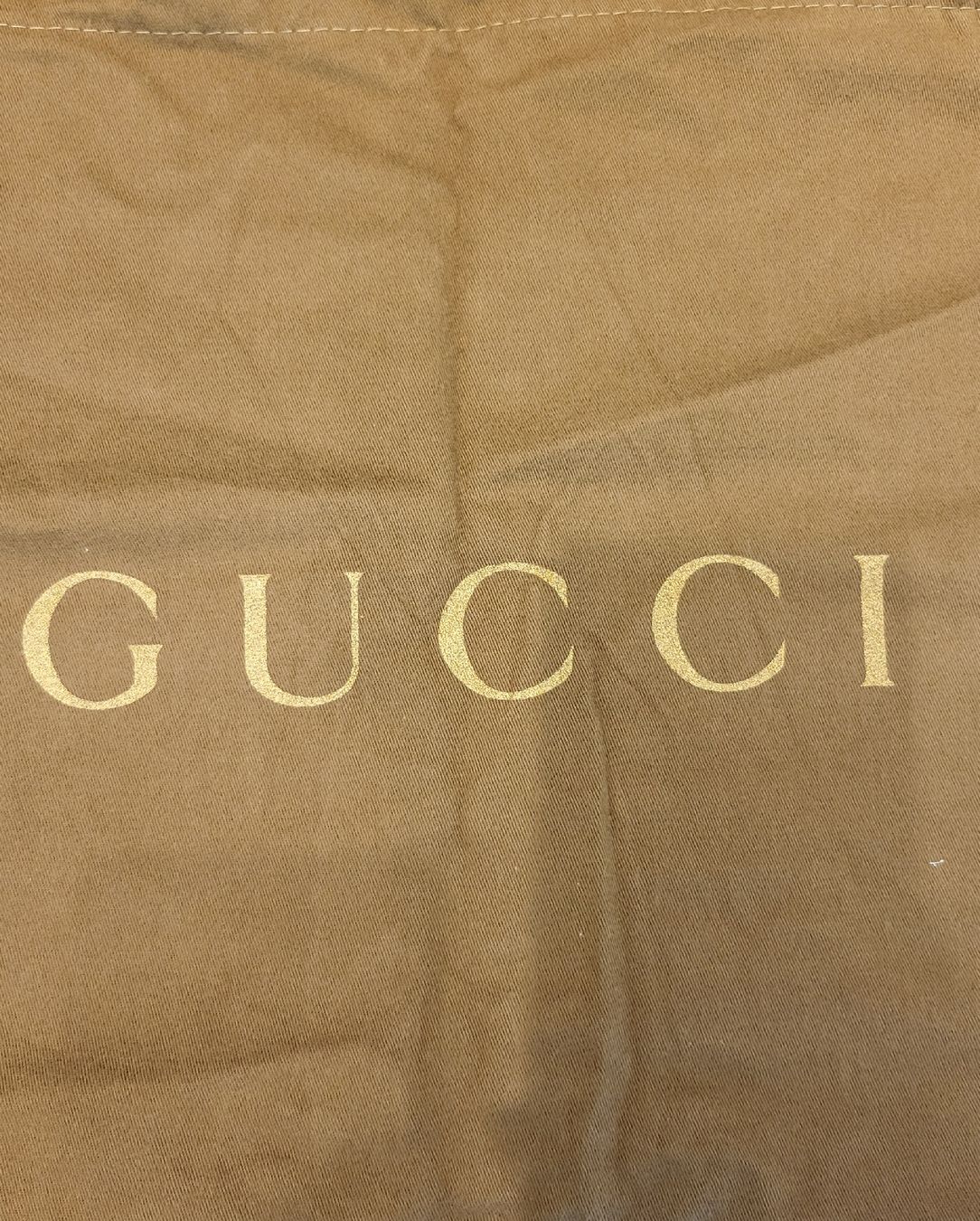 Taschen: Elganter Gucci Staubbeutel  – Gebraucht aus Unterägeri von Altgoldschmuck 1