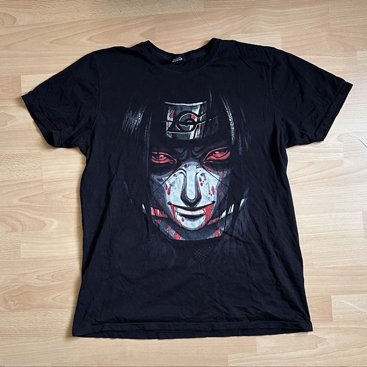 Lotti di vestiti: Star Wars und Naruto T-Shirts  – Usato da Romanshorn venduto da Butterdog 1